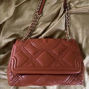 BRAND NEW soft Fleming Tory Burch shoulder bag
